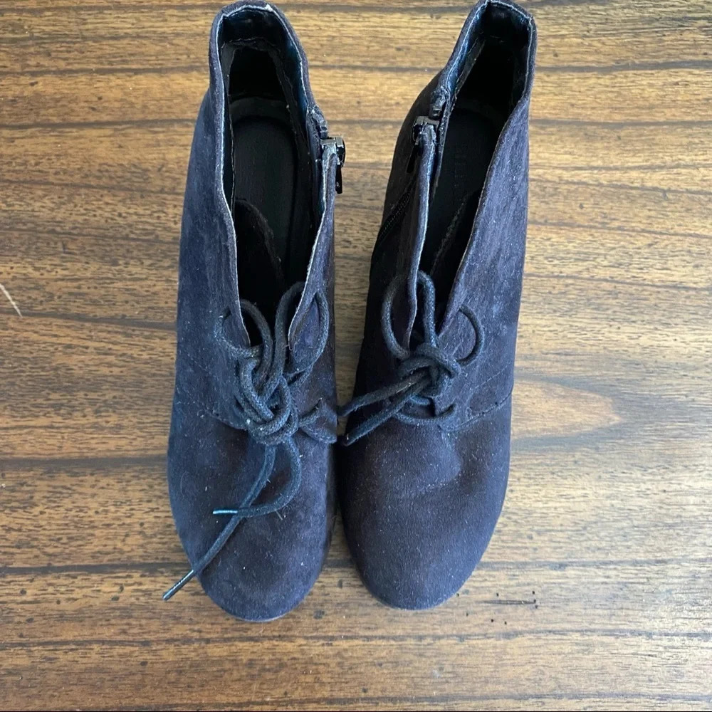 Black Velvet Wedge Booties sz 6.5 - Picture 5 of 6